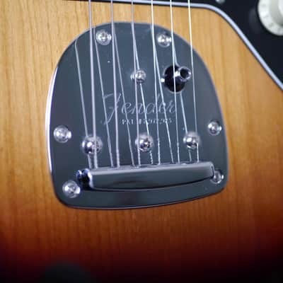 Fender Player Jazzmaster HH 3-Color Sunburst image 4