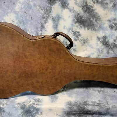 Vintage 1972 Gibson J45 J50 16 inch Brown Red Interior Hard Shell Guitar Case image 1