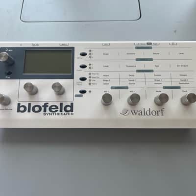 Waldorf Blofeld Desktop Synthesizer 2007 - Present - White image 2