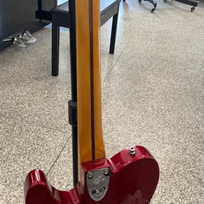 Fender Vintera '70s Telecaster Thinline with Maple Fretboard 2019 - 2021 - Candy Apple Red image 4