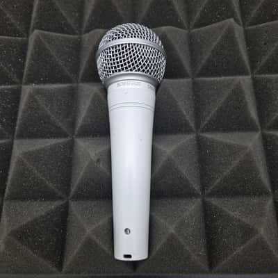 Shure SM48 Limited Edition White SM48W-LC