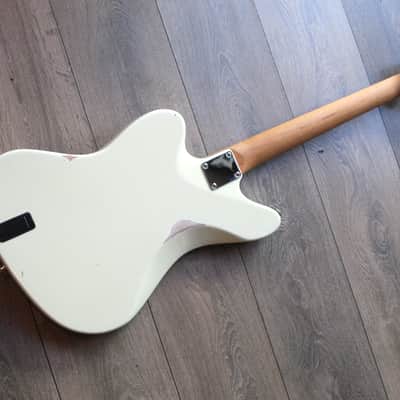 SUHR "LIMITED Classic JM Antique Funk, Olympic White" GIGBAG, PAPERS, 3, 63 KG image 2