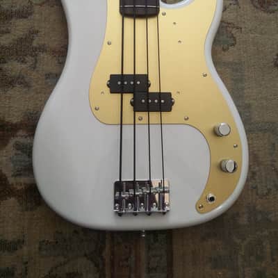 Fender Precision Bass 2019 -Mary Kaye White with Rosewood Neck image 5