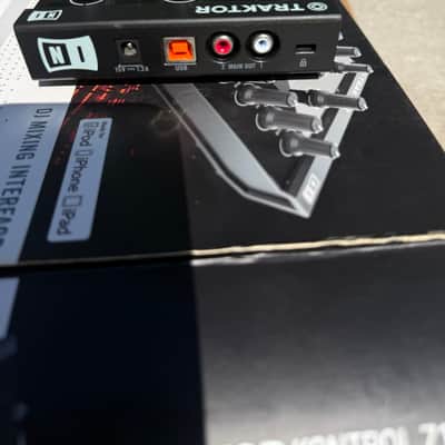 Native Instruments Traktor Kontrol Z1 2010s Black image 2