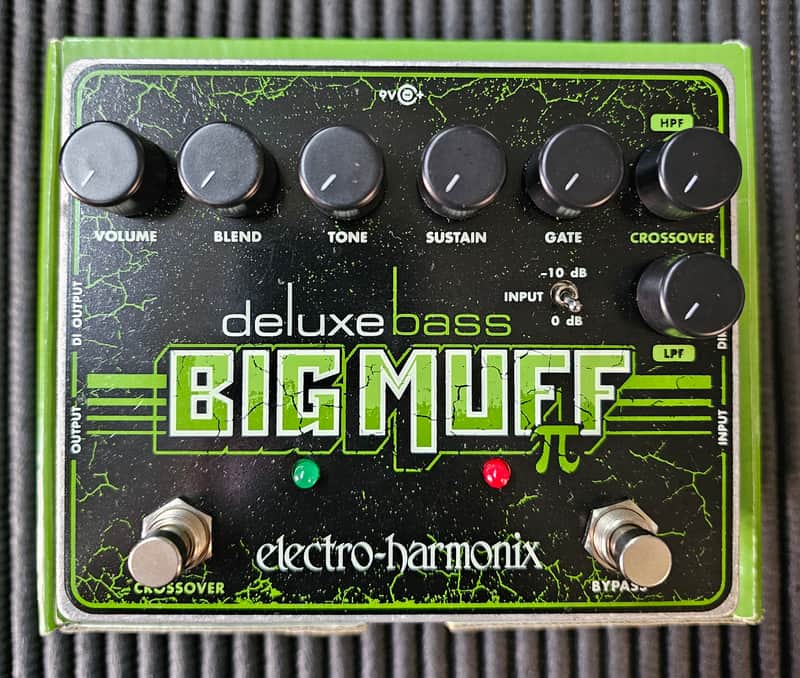Electro-Harmonix Deluxe Bass Big Muff Pi Distortion / Sustainer image 1