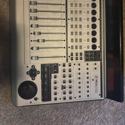 Mackie MCU Pro Universal DAW Control surface - for parts image 1