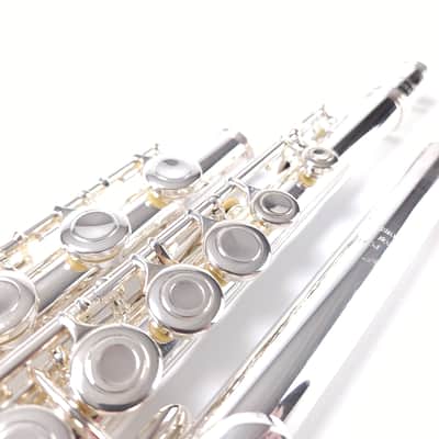 Powell Sonare 5000 (501) Silver Head Intermediate B Foot Flute Reconditioned++ image 6