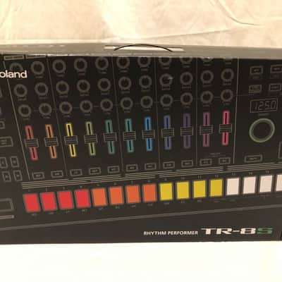 Roland TR-8S AIRA Rhythm Performer with Sample Playback 2018 - Present - Black image 2