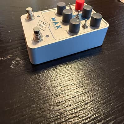 Universal Audio Max Preamp & Dual Compressor 2023 - Present - Silver image 3