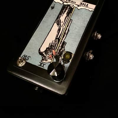 Saturnworks Handcrafted True Bypass Active Black Blender Looper + Phase Guitar / Bass Pedal with a Soft Click Switch, Switchcraft USA Jacks, and a Hermit Design image 2