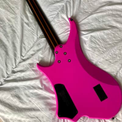 GOC Ilumina B37.5 Multiscale Bass in Cyber Pink image 9