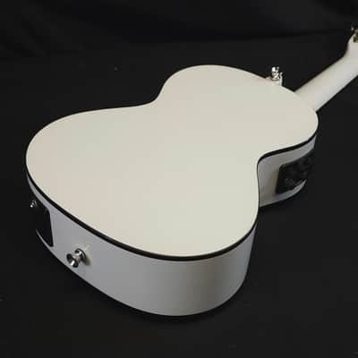 Lanikai Julia Michaels White Pearl Tenor Signature Acousic Electric Ukulele w/i ag image 14