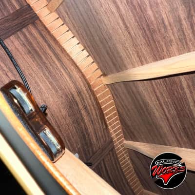 Martin   D 28 Dreadnought 2001 + L.R. Baggs Element Vtc image 7