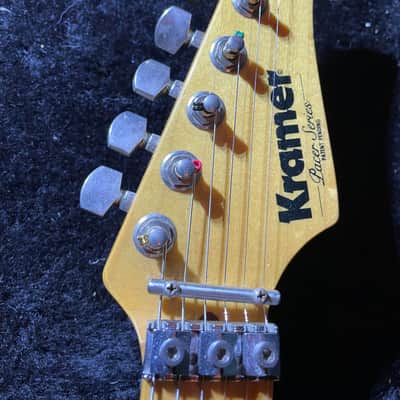 Kramer Pacer Special USA 1983 - Rainbow - Vintage Rare image 4