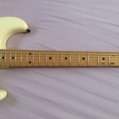 Fender '57 ST-357 Stratocaster MIJ 1987 Antique White image 3