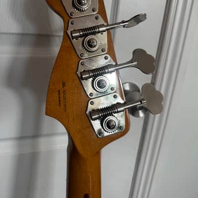 Fender Vintera '50s Precision Bass with Maple Fretboard 2019 - 2023 - Dakota Red image 3