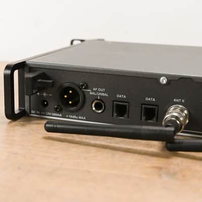 Sennheiser EM 100 G3 Wireless Receiver - 516-558 MHz (NO POWER SUPPLY) CG014LL image 7