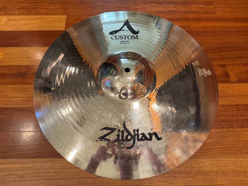 Zildjian 18" A Custom Crash Cymbal 1991 - Present - Brilliant image 1