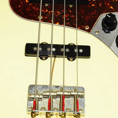 Fender Jazz Bass Trademark Offset Contour Body Electric Bass Ref