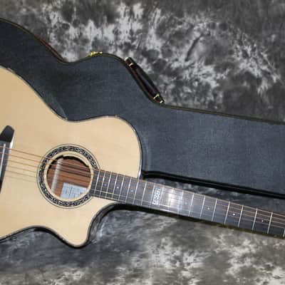 2023 Breedlove - Legacy Concerto - Adirondack & Koa image 5