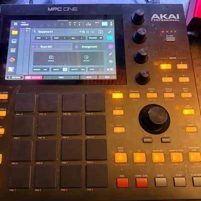 Akai MPC One Standalone MIDI Sequencer 2020 - Present - Black image 3