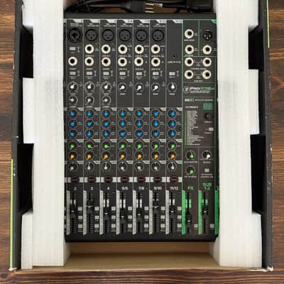 Mackie ProFX12v3 12-Channel Effects Mixer image 4