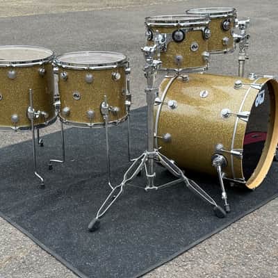 DW Collector’s Maple SSC Gold Glass 5 Piece Drum Set image 17