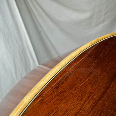 Larrivee 05 Select Series OMV-05 omv05 Single Cutaway Acoustic Guitar with Case -- *Split in Top / Cracks* image 23