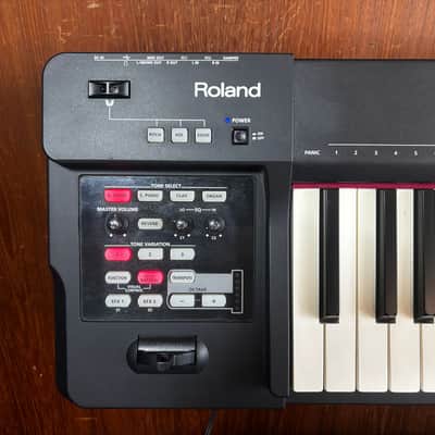 Roland RD-64 Fully Weighted 64key Digital Stage Piano SuperNATURAL Sounds w/ bag image 3