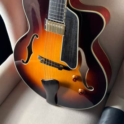 Eastman AR805CE CS 16" Archtop Hollowbody AR805 CE image 17