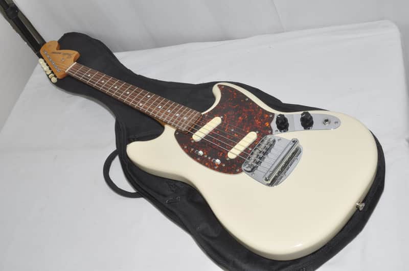 Fender Japan Mustang MG-66 electric guitar Electric Guitar Ref. No.6277 image 1