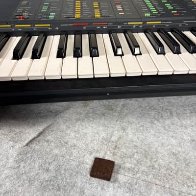 Immagine Vintage 1985 Yamaha PSR-70 61 Key Touch Portable Electronic Keyboard - 7