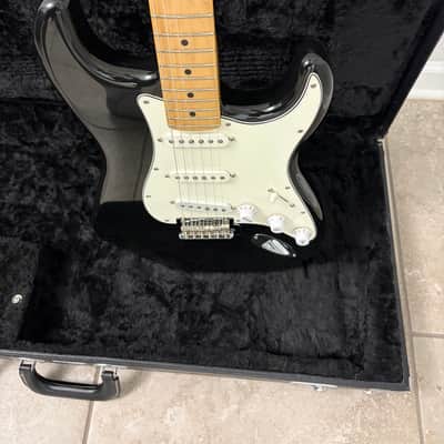 2021 Fender 75th Anniversary Player Stratocaster - Black Strat - w/ Hardshell Case image 3