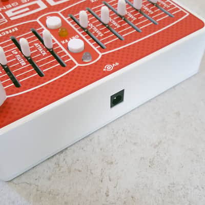 Electro-Harmonix POG2 Polyphonic Octave Generator w/Power Supply - Red / White image 10