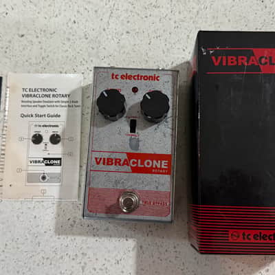 TC Electronic Vibraclone Rotary Speaker Simulator Chorus/Tremolo Pedal w/ Original Box image 10