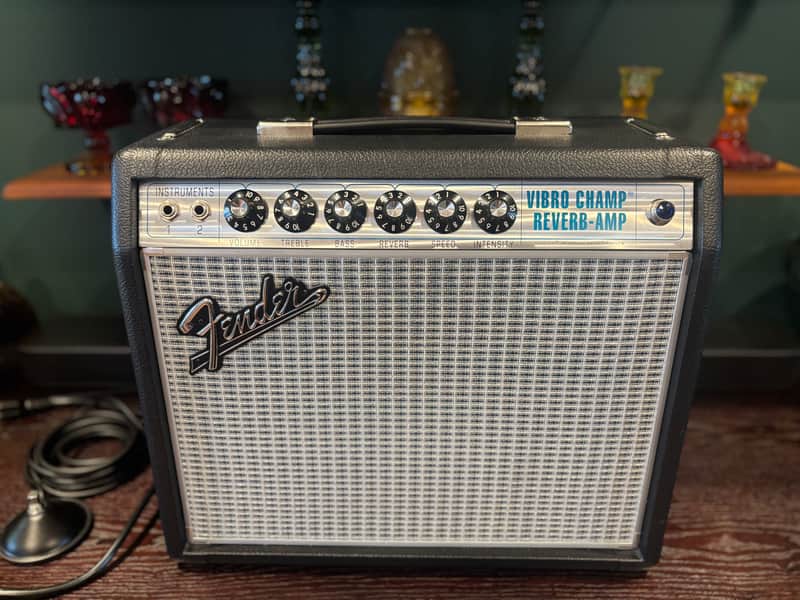 Fender '68 Custom Pro Vibro Champ Reverb 5-Watt 1x10" Guitar Combo 2021 - Present - Black image 1