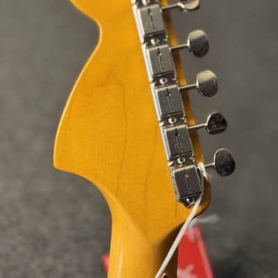 Fender American Vintage II 1966 Jazzmaster Sherwood Green Metallic image 8