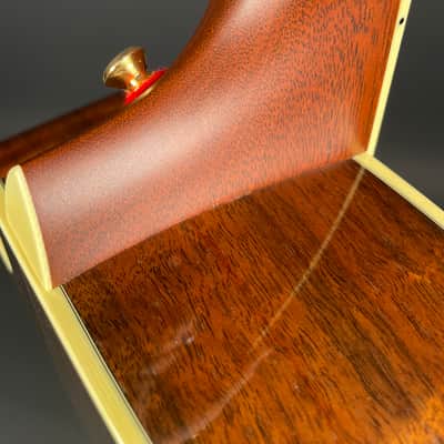 Taylor W14C 1999 Western Red Cedar / Figured Claro Walnut w/ OHSC & Fishman Pickup image 14