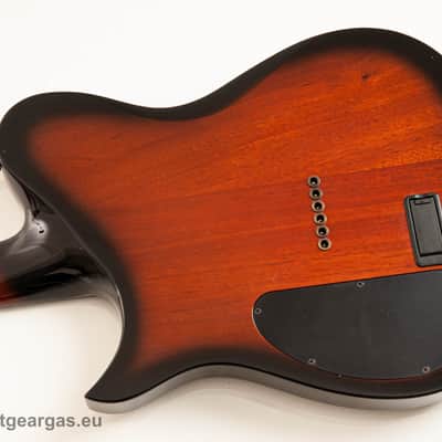 Carvin AE 185 Electric guitar w/piezo Bridge, made in USA image 6