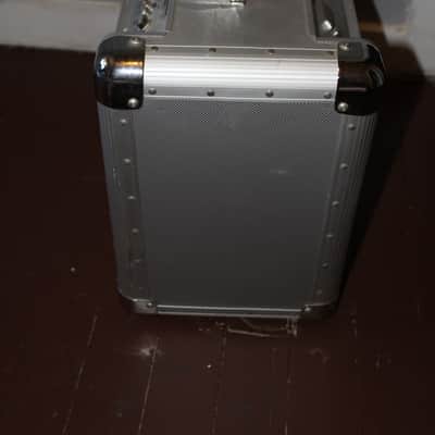 Alesis Roadfire 15 portable guitar amp image 3