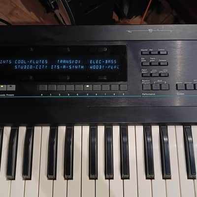 Ensoniq VFX Dynamic Component Synthesiser 1989 imagen 3