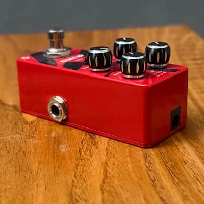 Pigtronix Octava Micro Octave Fuzz Pedal w/ Original Box image 4