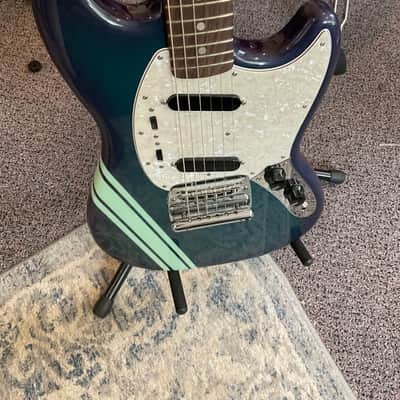 Fender Vintera II '70s Competition Mustang with Rosewood Fretboard 2023 - 2026 - Competition Burgundy image 1