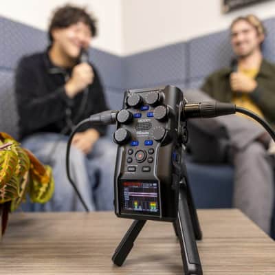 Zoom H6studio Handheld Recorder with StreamEye PDM-3 Podcast Equipment Bundle (Pair) image 8