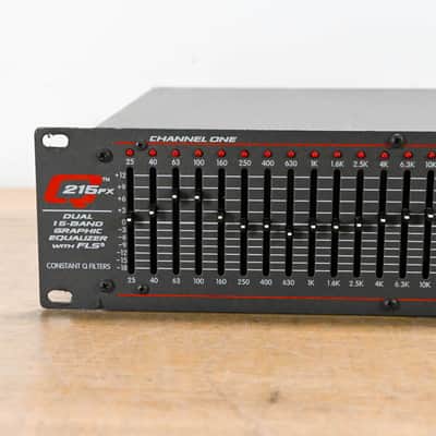 Peavey Q215FX Dual-Channel 15-Band Graphic Equalizer CG01456 image 4