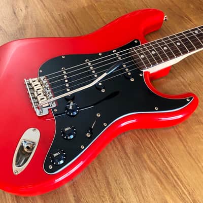 Rare Vintage 1993 MIJ Fender Squier Stratocaster Candy Apple Red Guitar! image 5