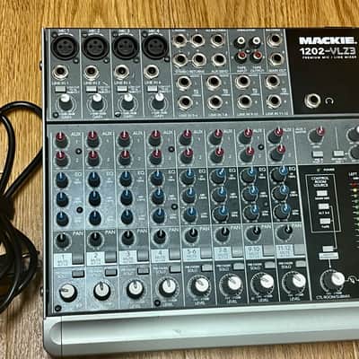 1202-VLZ3 12-Channel Mic / Line Mixer | Reverb Canada