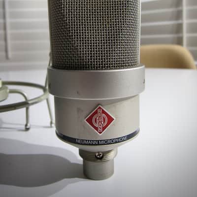 Neumann Microphone Type TLM 103 with Yoke Circa-2000s-Brushed Silver image 5