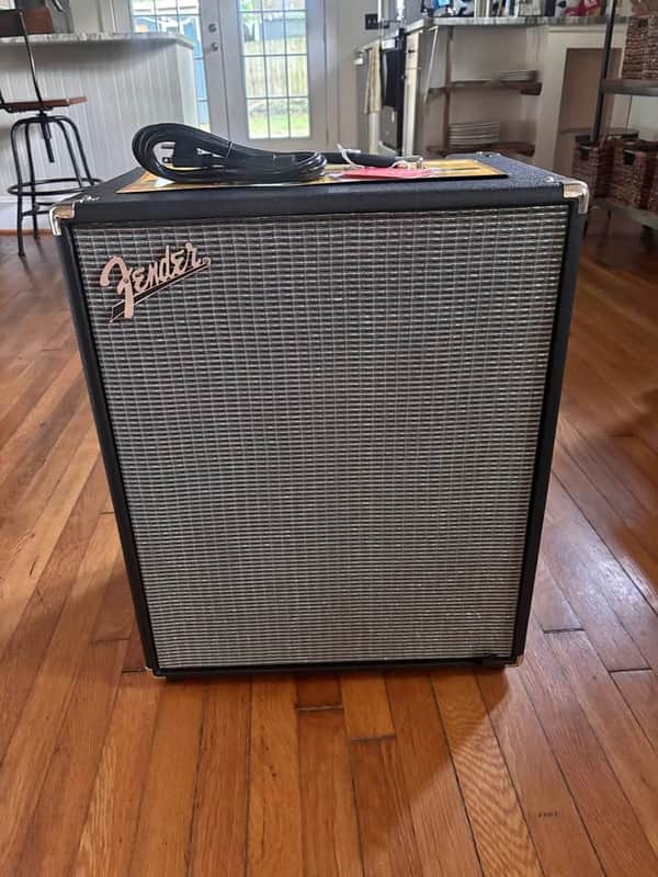 Fender Rumble 200 V3 200-Watt 1x15" Bass Combo 2015 - Present - Black image 1
