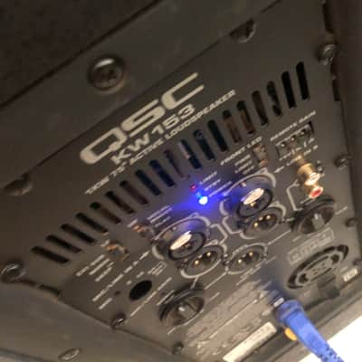 QSC KW151 powered speakers image 4